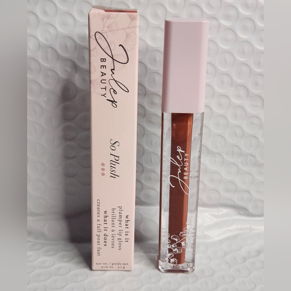 Julep So Plush Lip Gloss in Chill Mode - Picture 2 of 6